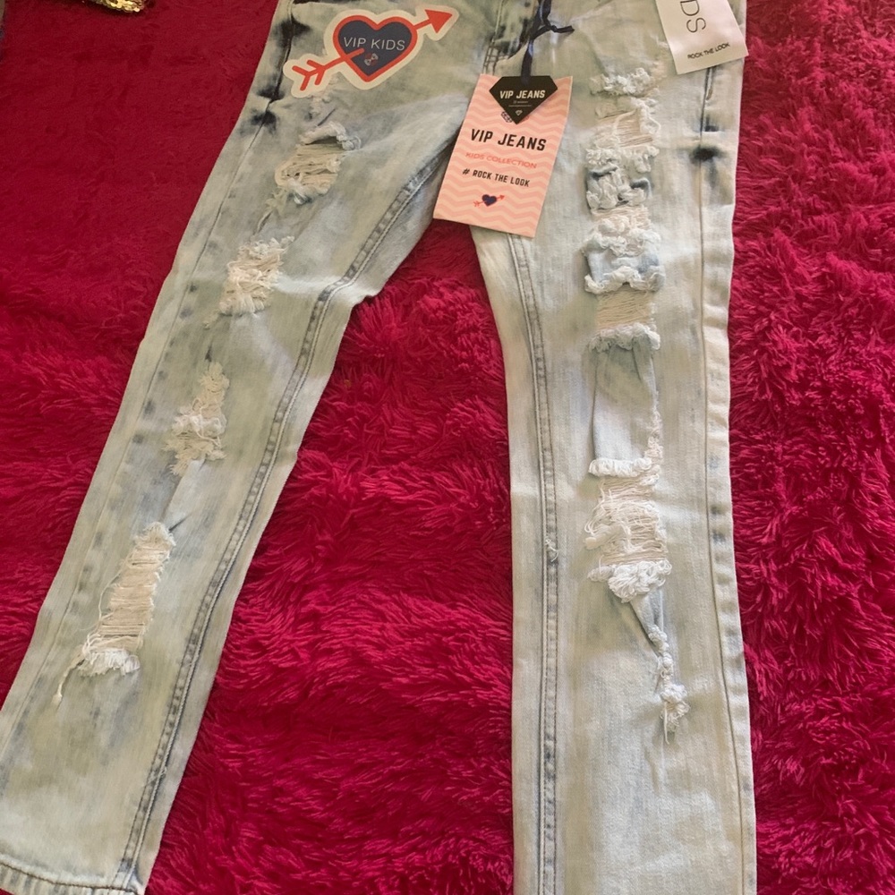 Girl’s denim distressed jeans